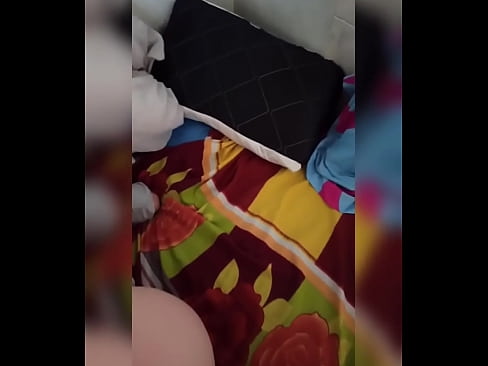 ❤️ 我的室友因为丈夫去度假而独自呆在家里，我趁机操她，用牛奶填满她的屁股 ❤️ Porno fb